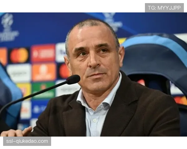 官方:那不勒斯主帅卡尔佐纳因身体原因暂离岗位,将缺席欧冠次回合